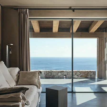 Vais Luxury