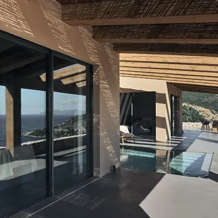 Vais Luxury Vilă *